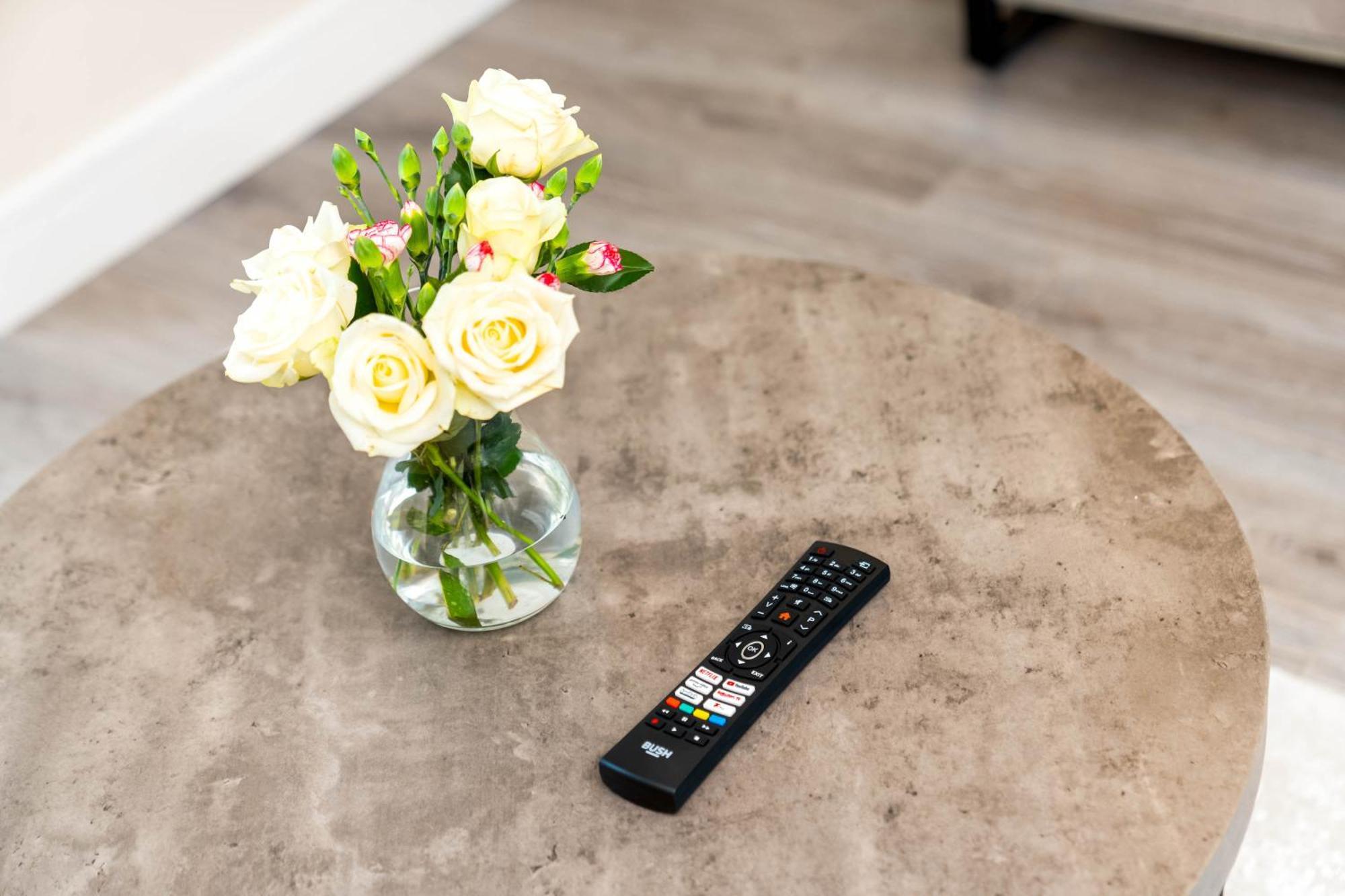 New Luxury Two Bedroom Apartment - City Centre - Netflix - Wifi - Top Rated - Jq 8Ah Birmingham Zewnętrze zdjęcie
