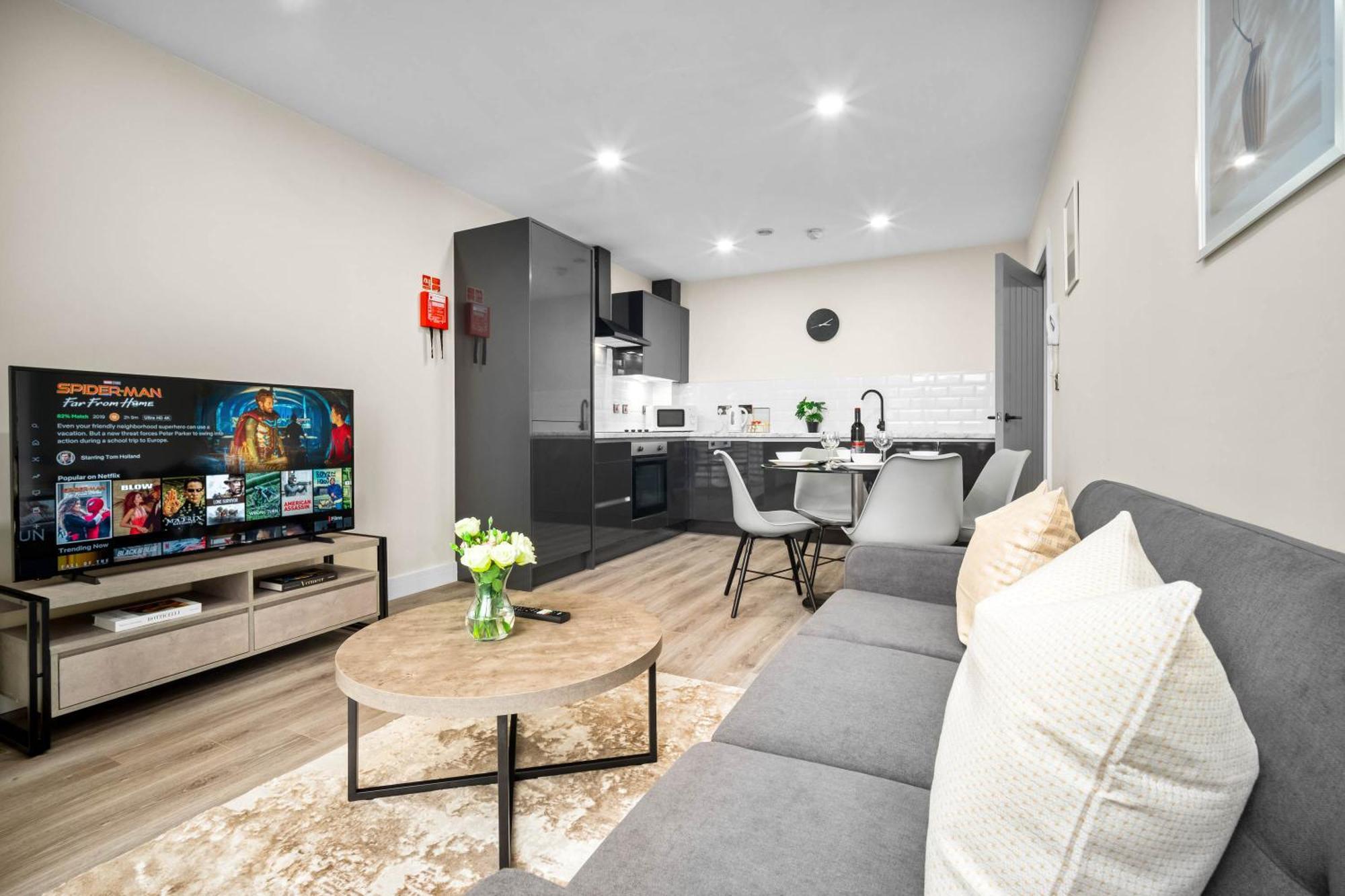 New Luxury Two Bedroom Apartment - City Centre - Netflix - Wifi - Top Rated - Jq 8Ah Birmingham Zewnętrze zdjęcie